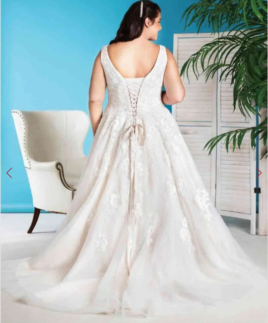 Alana Rose 8056c