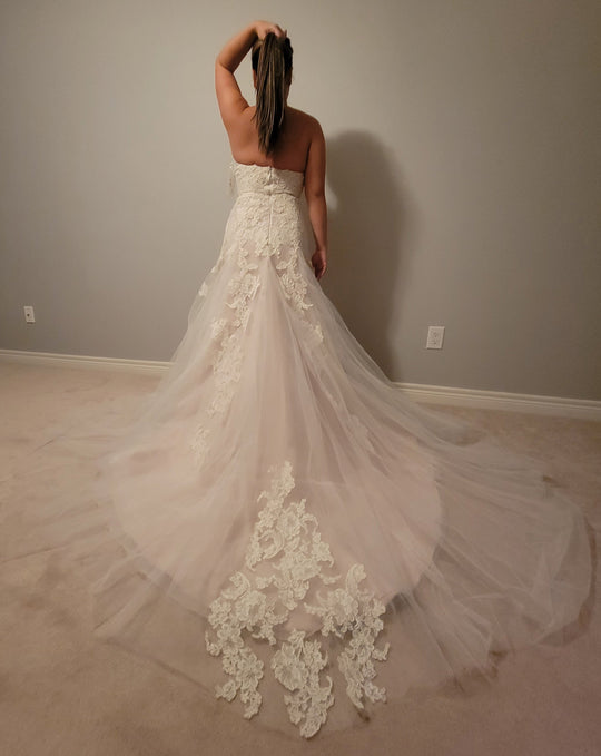 Alvina Valenta 9607