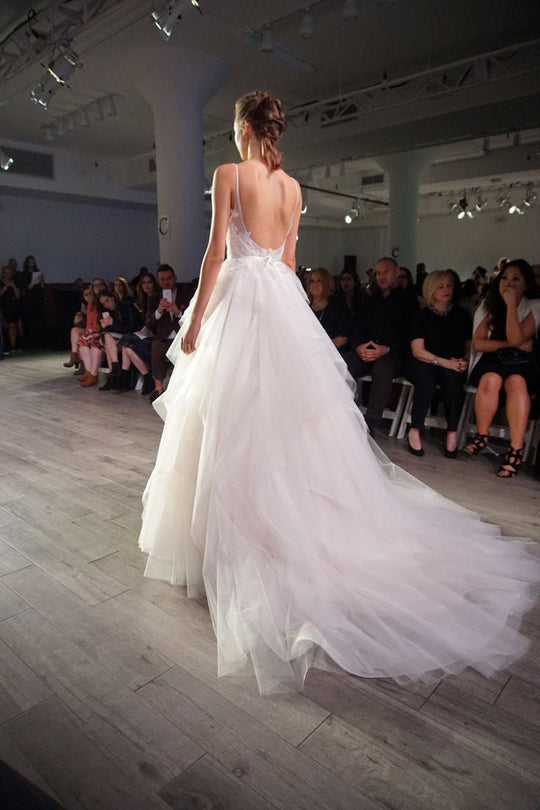 Alvina Valenta 9605
