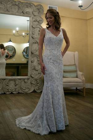 Alvina Valenta Ti Adora