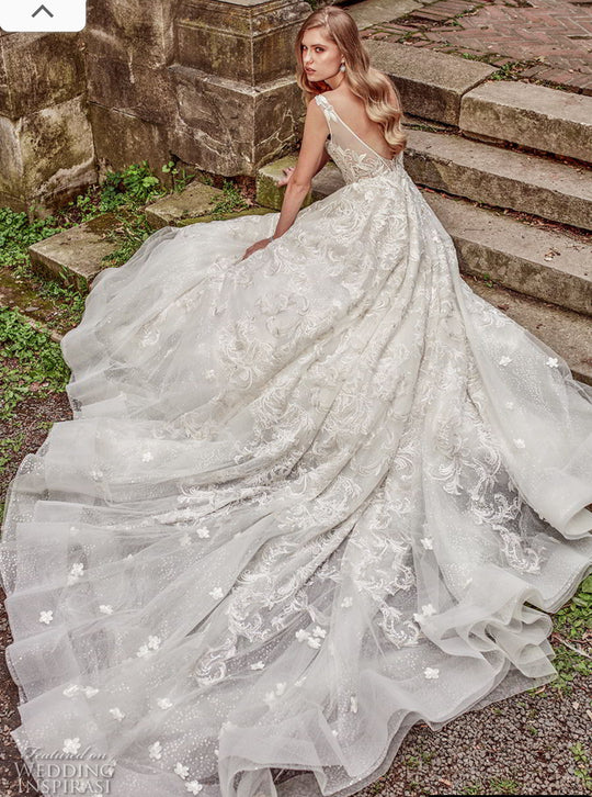 Amalia Carrara 362