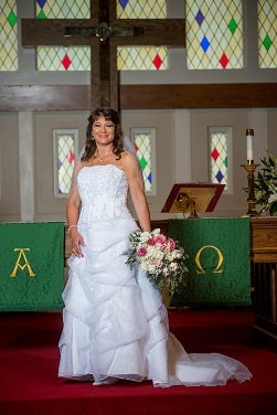 David's Bridal V9263