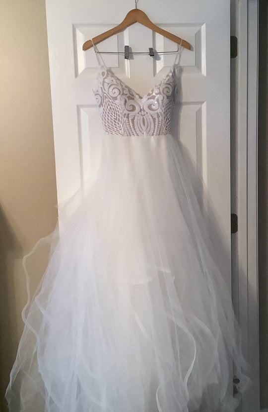 Hayley Paige 1700