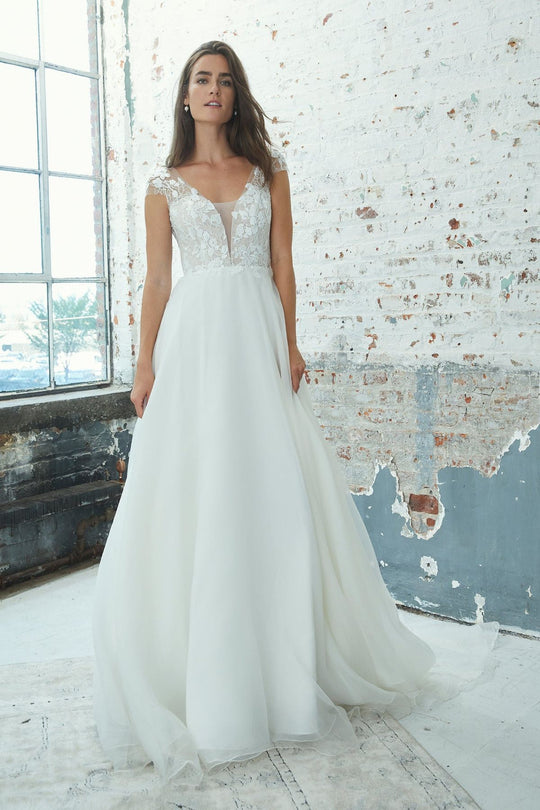 Kelly Faetanini Primrose