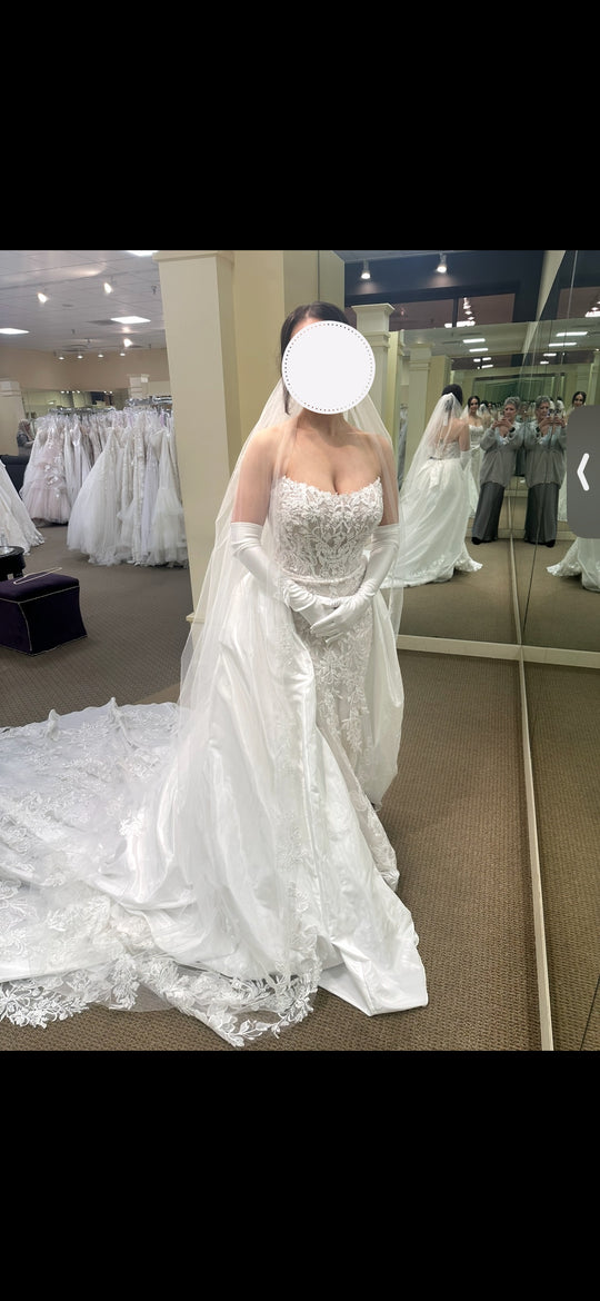 Kitty Chen  Kitty Chen Couture “Birgitta” gown (Style H2539)