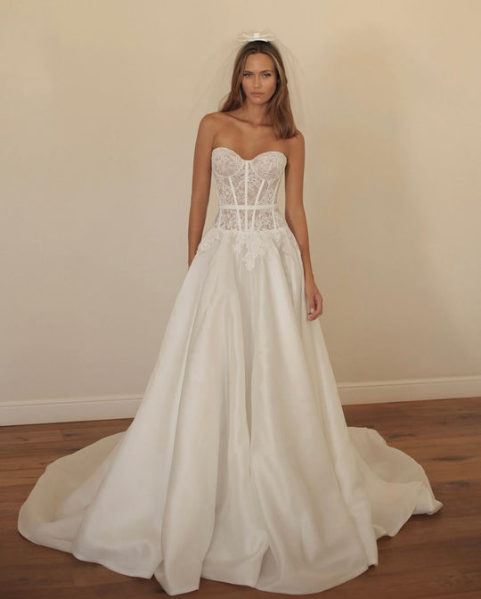 Lihi Hod Fresia Gown