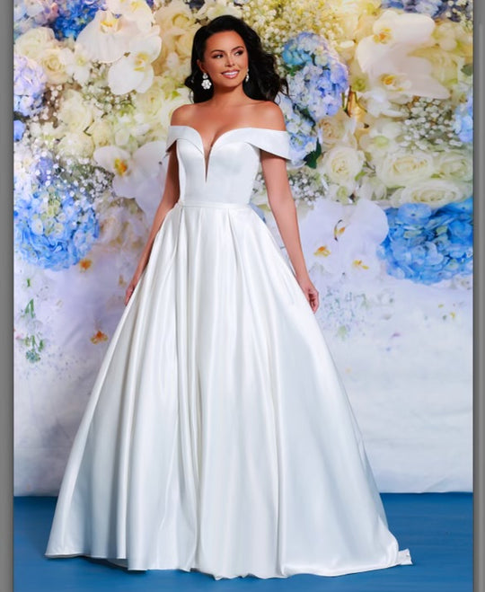 Lilly 16104
