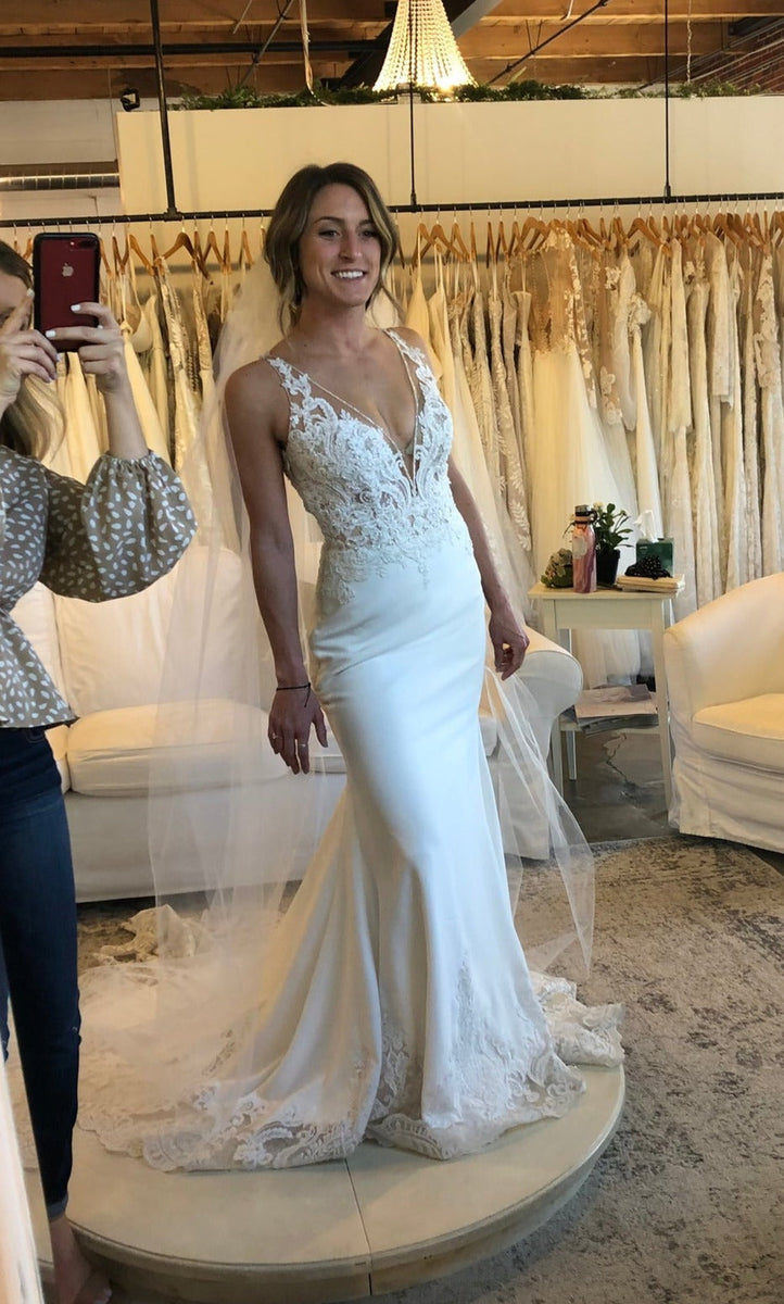 ＊PRONOVIAS＊ Erandi ウェディングドレス Pronovias | Bridal Boutique Lewisville - Erandi | Bridal