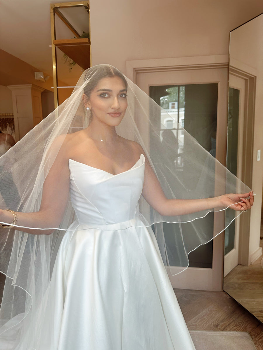 Sarah Seven Drew – Nearly Newlywed