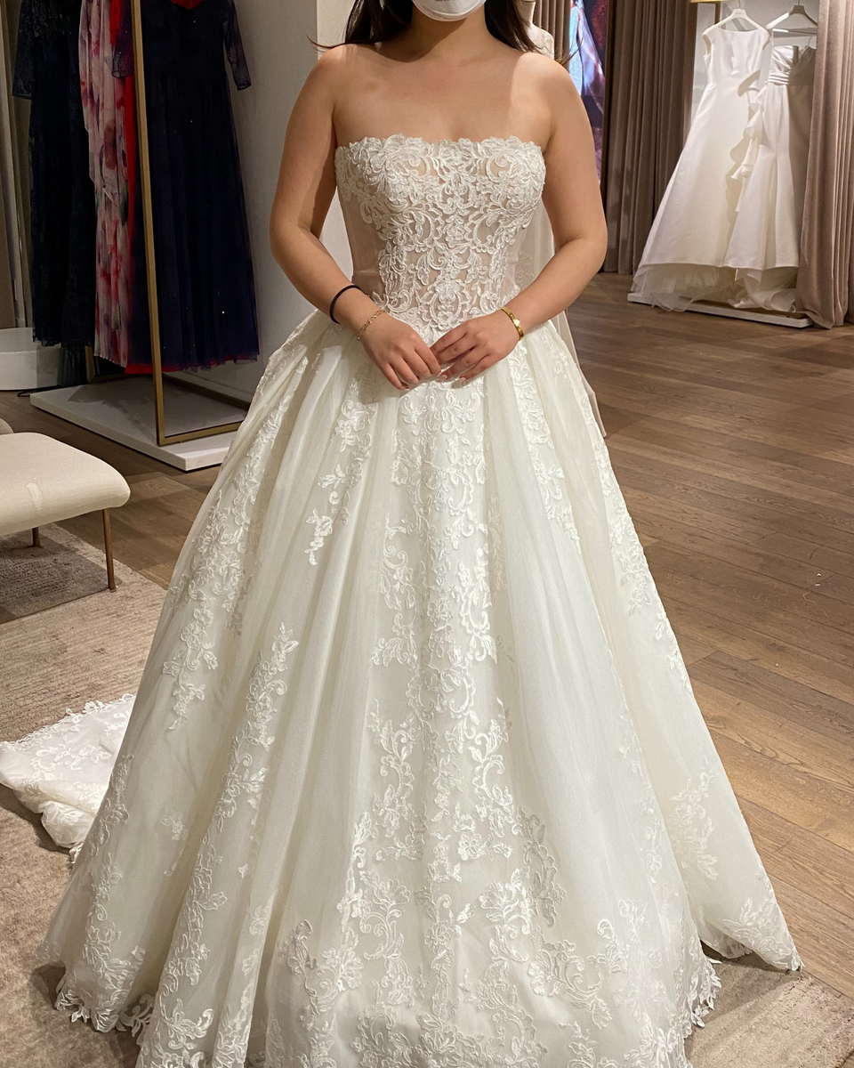 WHITE by Vera Wang LUCIENNE WHITE by Vera Wang LUCIENNE
