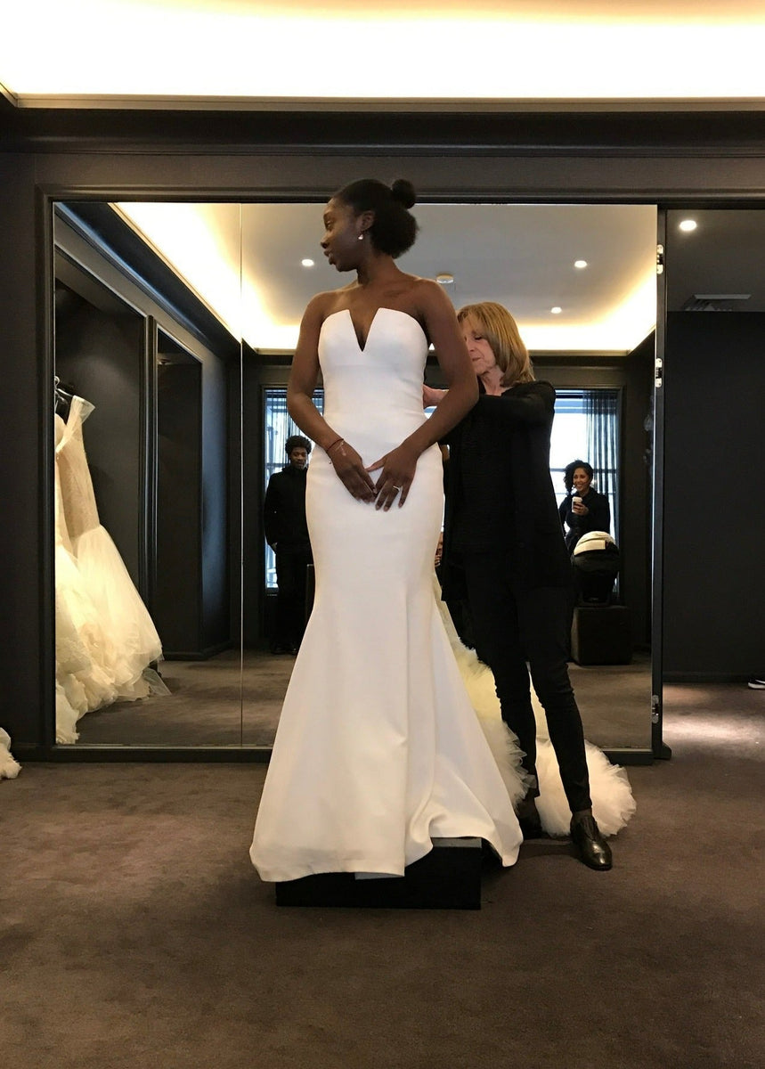 Vera Wang Jocelyn 111817 – Nearly Newlywed Vera Wang Jocelyn 111817 – Nearly Newlywed