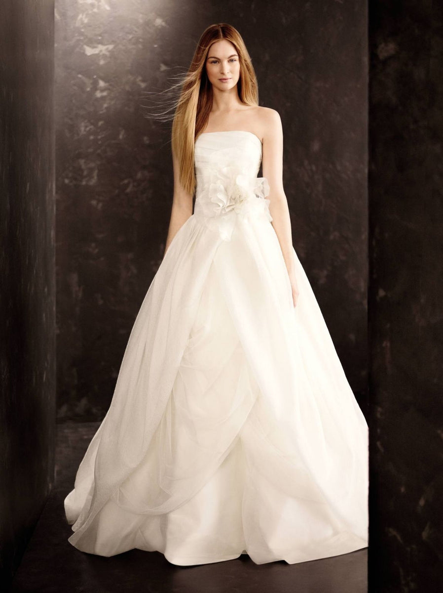 Vera Wang Vw351178 – Nearly Newlywed