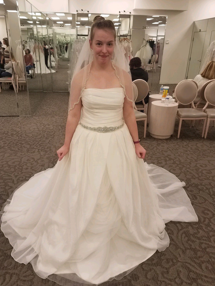 Vera Wang White VW351178 – Nearly Newlywed
