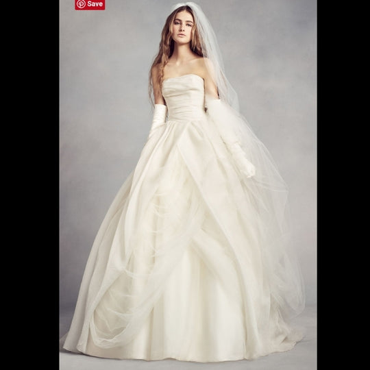 Vera Wang White VW351178