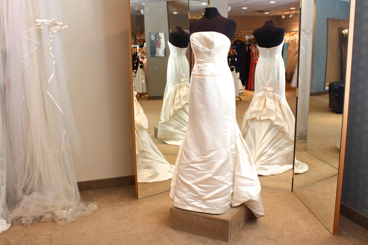 Angelina s Bridal Boutique 3d mon