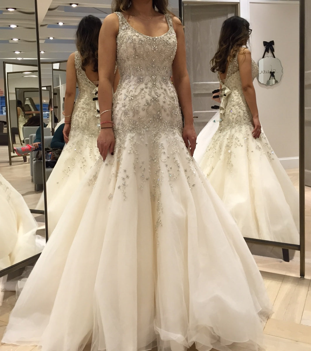 Danielle Caprese – PreOwnedWeddingDresses