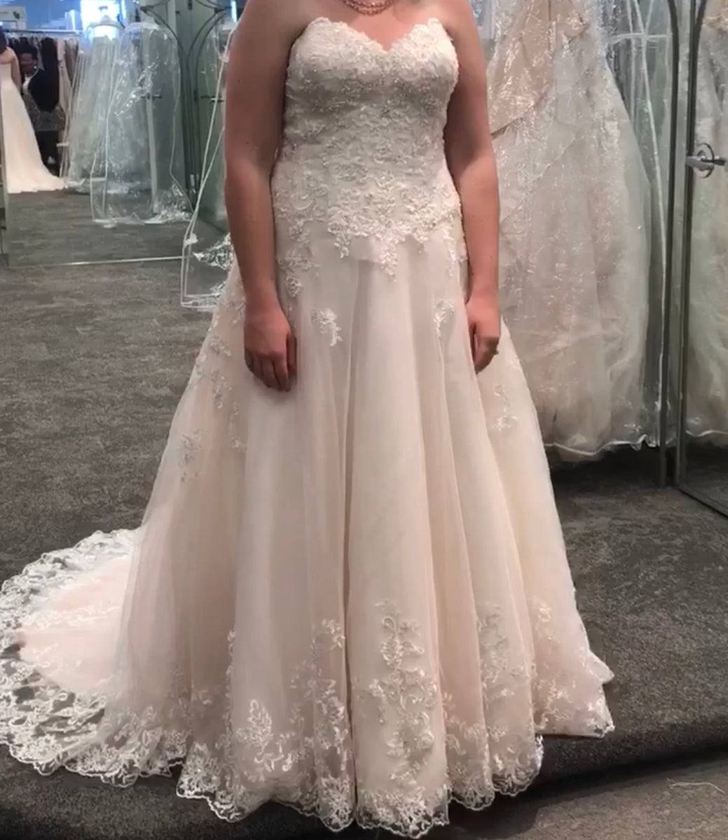 Jewel wedding dress best sale v3836