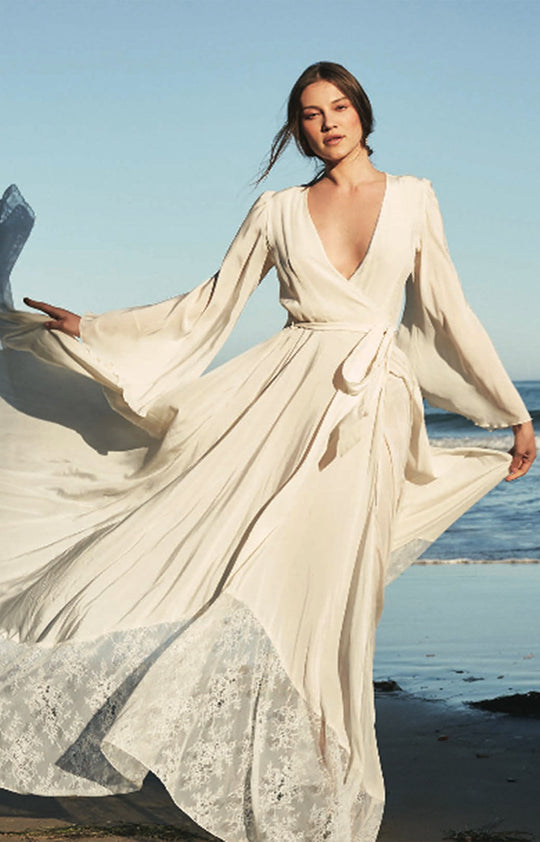 Kite and Butterfly Fortuna Bell Sleeve