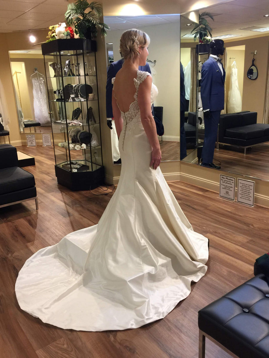 Other Dimitri Designs PreOwnedWeddingDresses