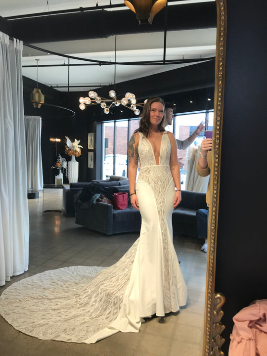 2 Be India by Colby John L8261