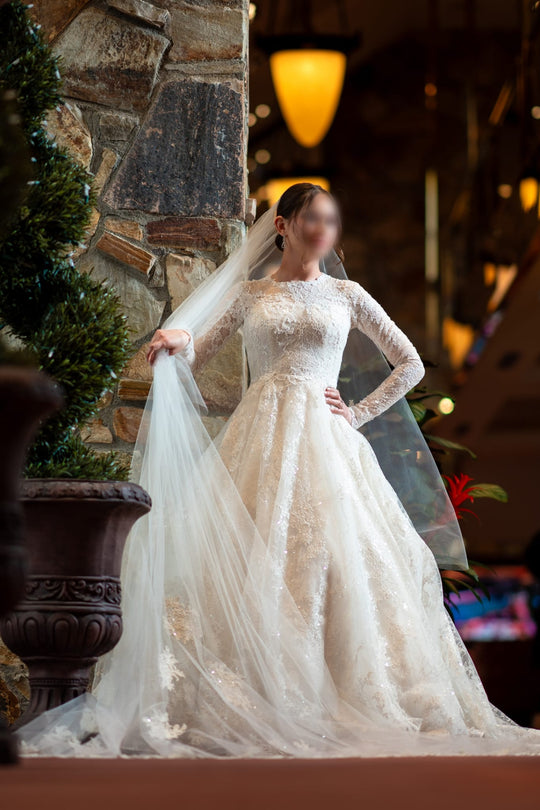 Aime Couture costom lavan couture dress size 2 petite. Excellent condition.