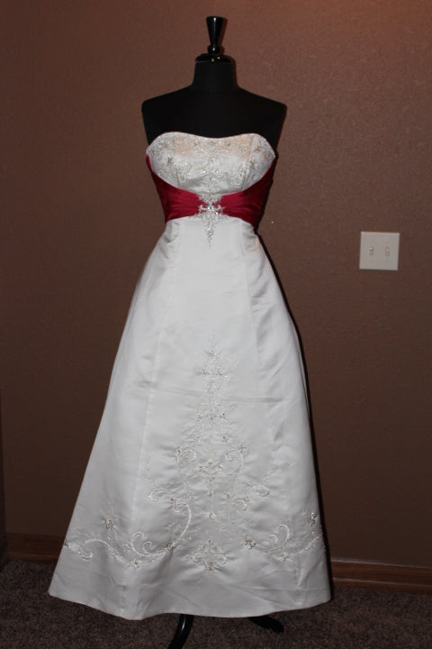 Alfred Angelo 1139 – Nearly Newlywed