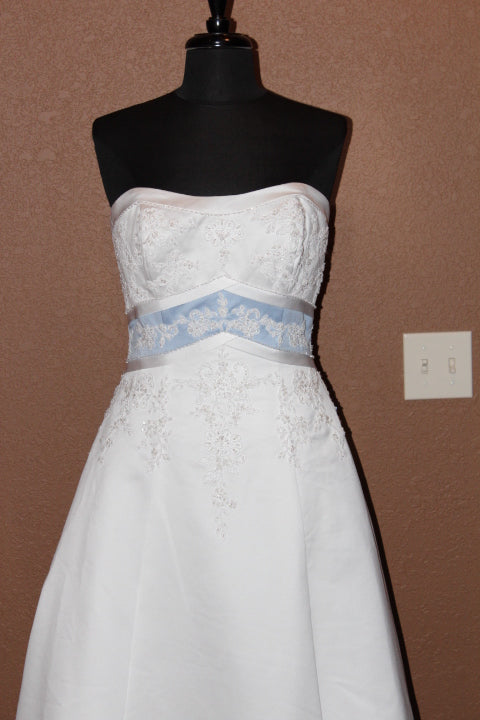 Alfred Angelo 1708