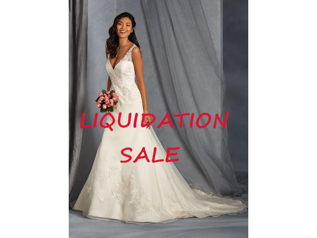 alfred angelo embroidered lace princess line dress NWT Stunning Lace Alfred Angelo disney White wedding dress Sz 12 Sleeveless  Wow