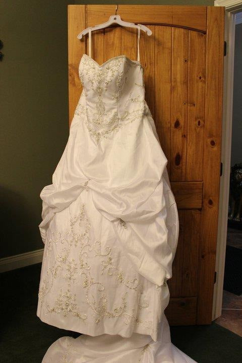 Alfred Angelo Sapphire Collection Style 758