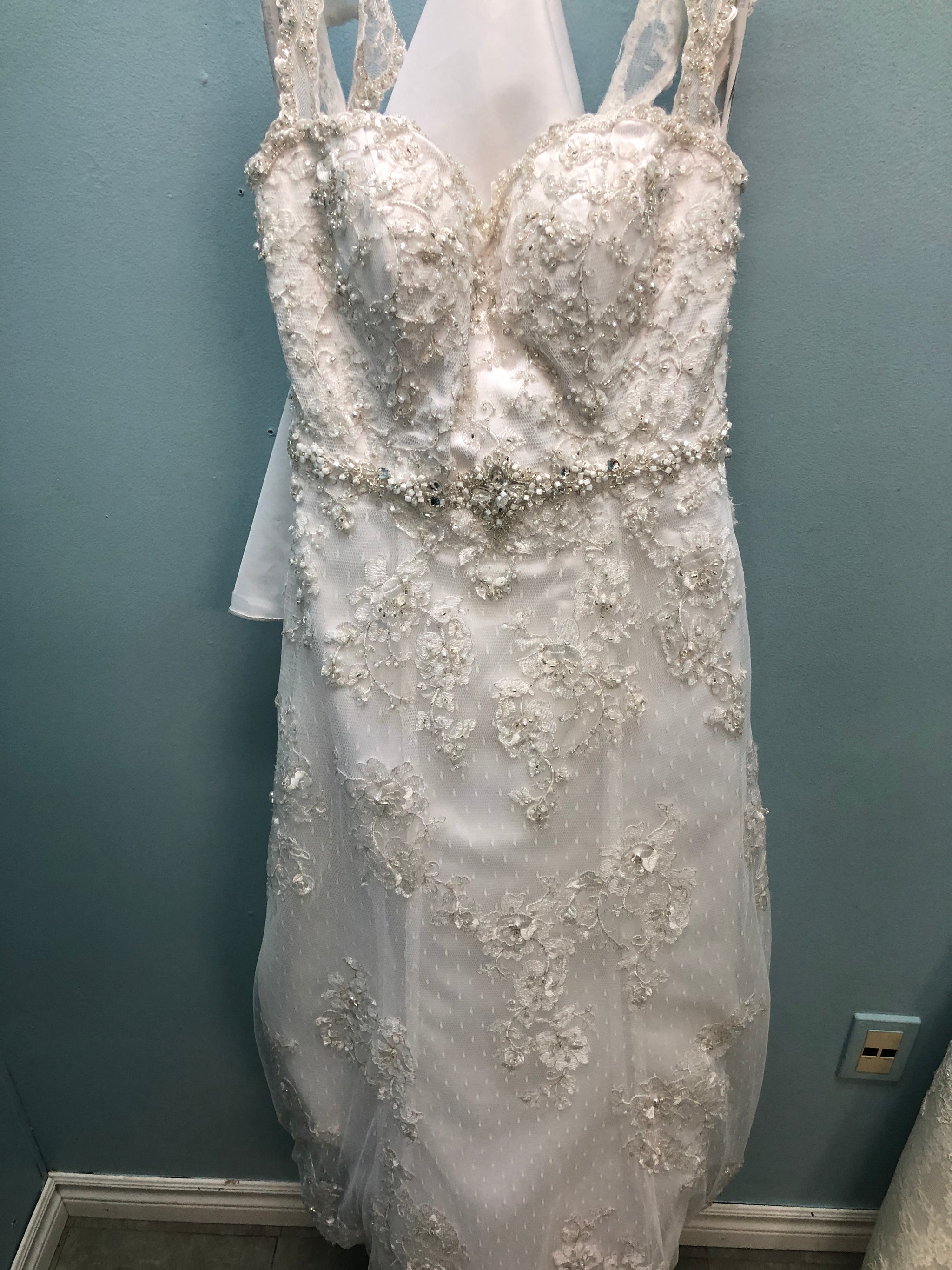 Alfred Angelo Modern Vintage – Nearly Newlywed