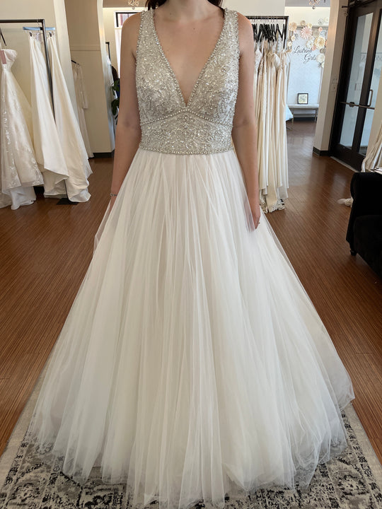 Allure Bridals 9764