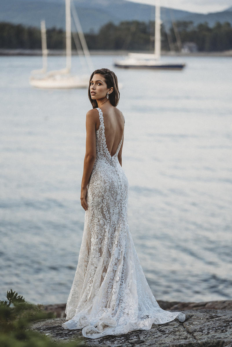 Allure Bridals 9618  Nearly Newlywed