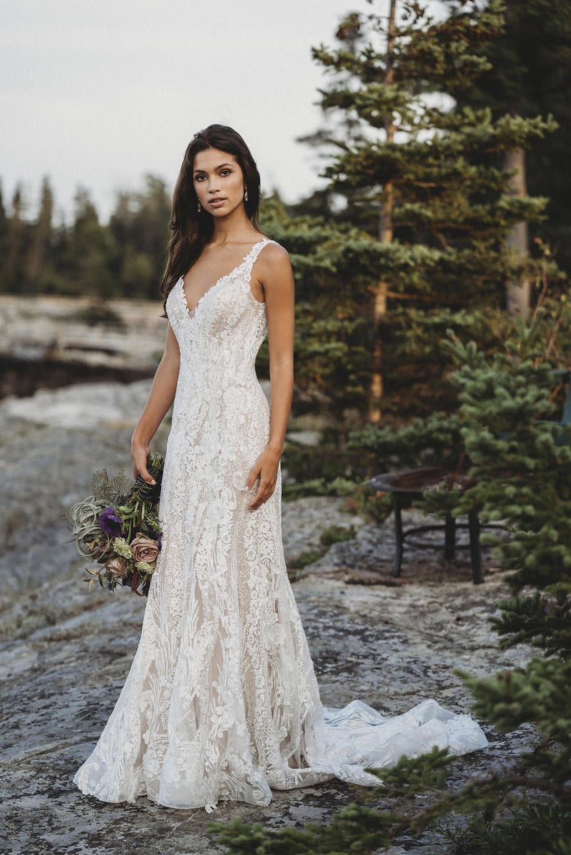 Allure Bridals 9618