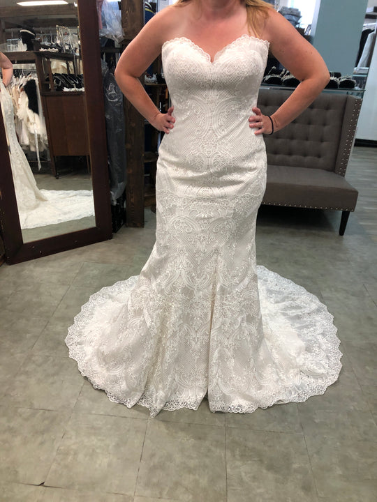 Allure Bridals Madison James 312