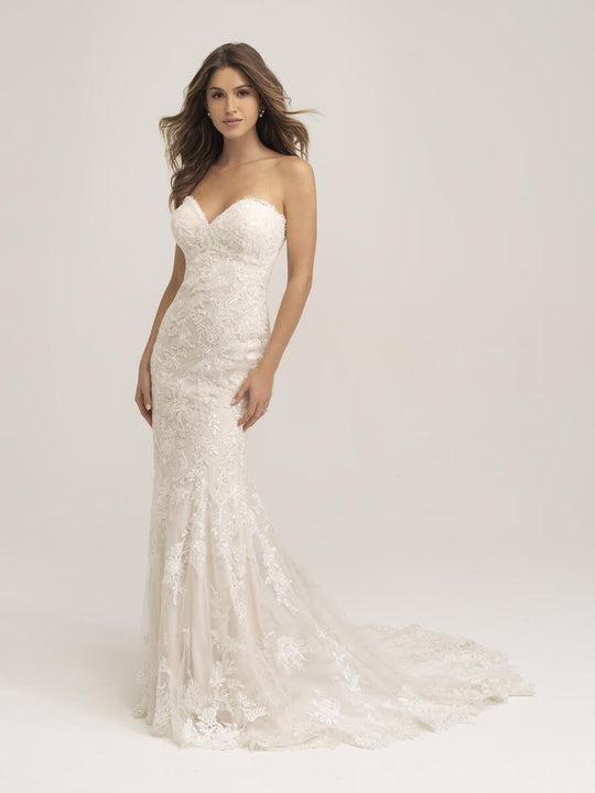 Allure Bridals Romance / 3453