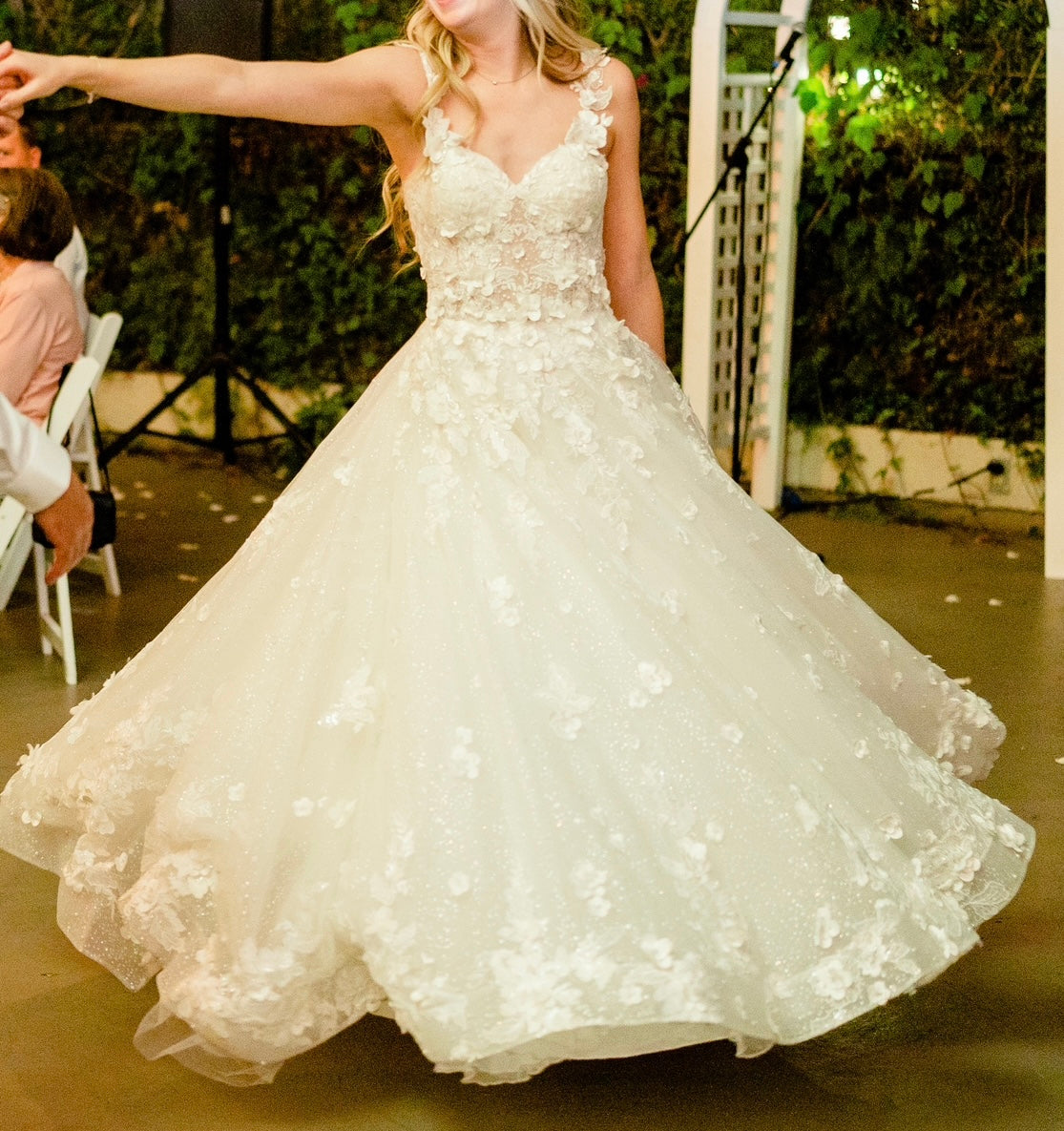 Angel Rivera Garden In Bloom – Nearly Newlywed