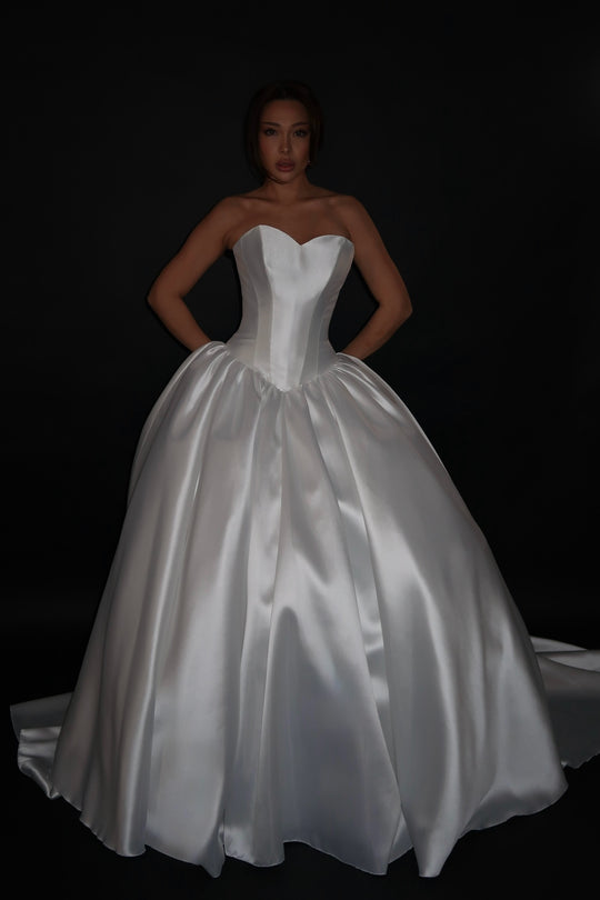 Anna Augusta BGA-0244