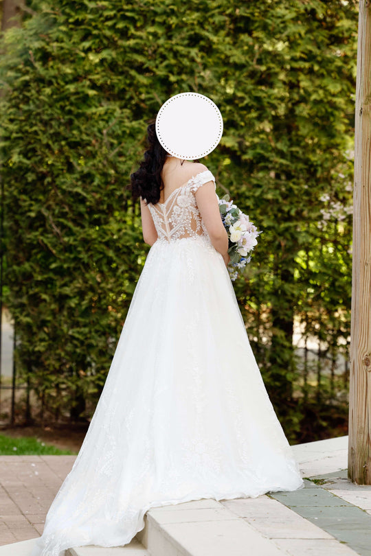 Anna Sposa Classical Tule Charm