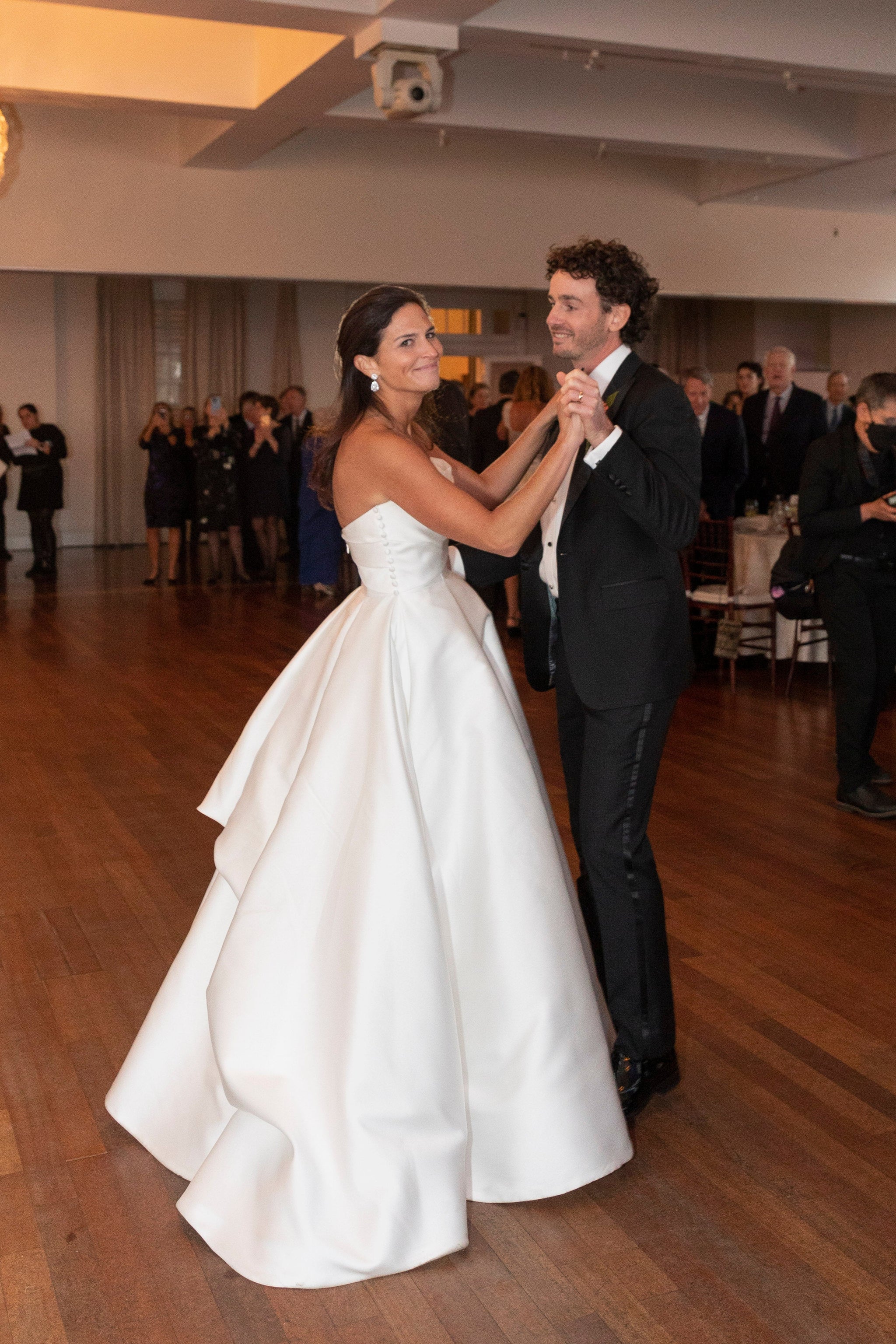 anne barge wedding dress Wish shoulder bodice with buttons to the waist and Kalika ballgown skirt. Anne Barge
