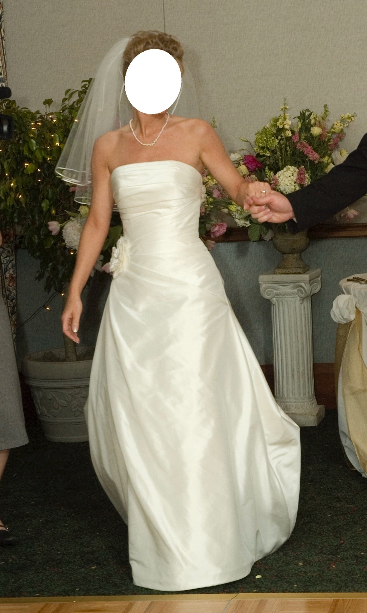 Augusta Jones Anushka - Main Image