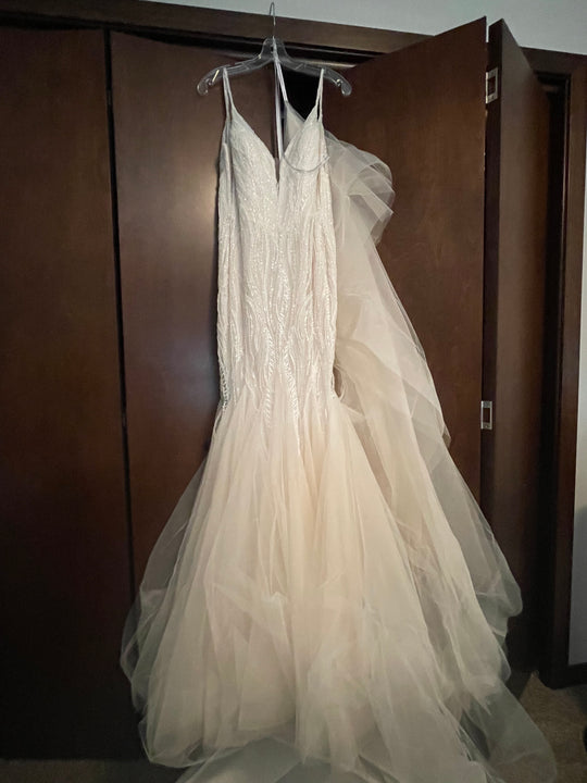 Badgley Mischka Esther-L