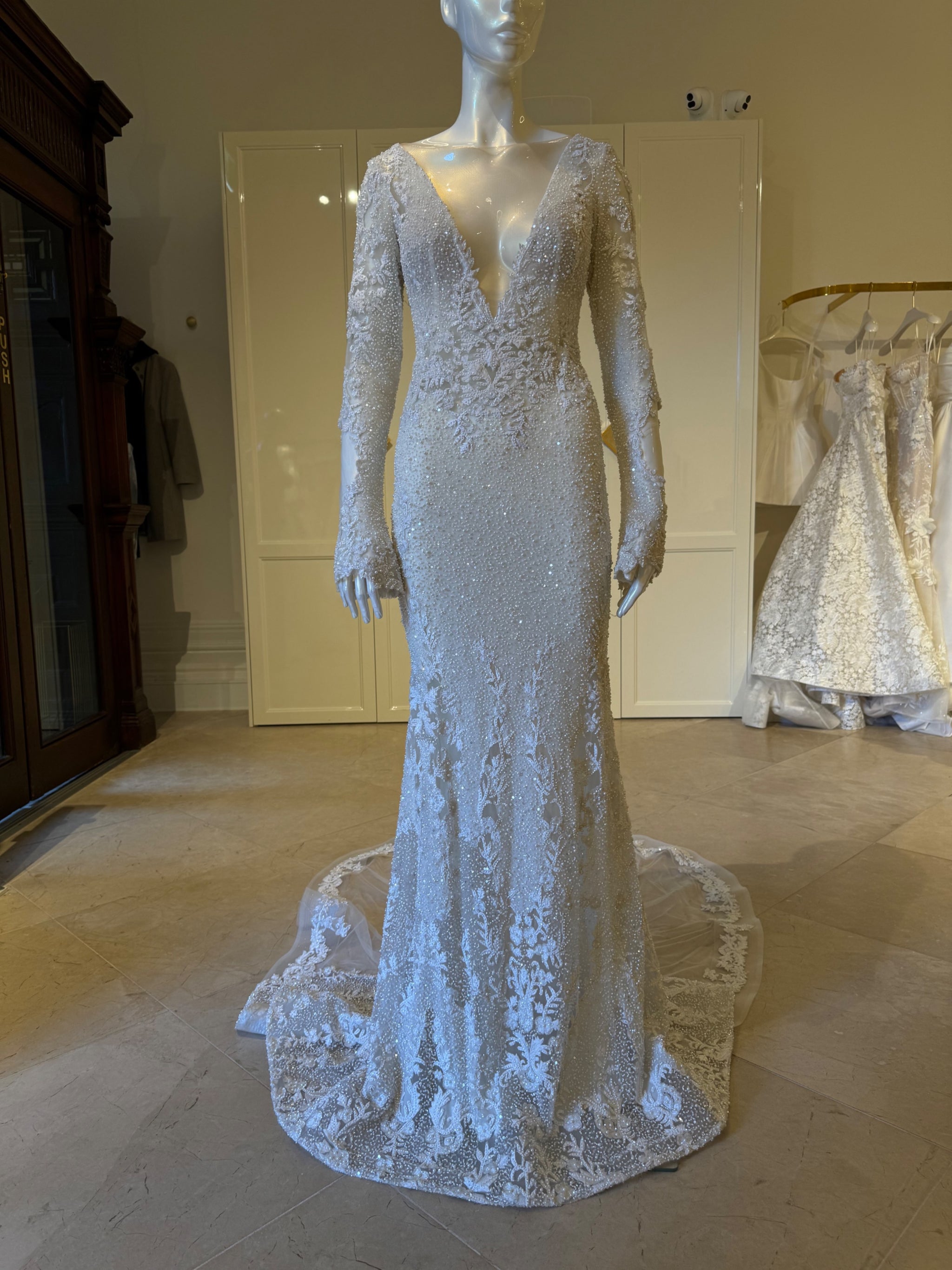 Berta 17-135 – Nearly Newlywed