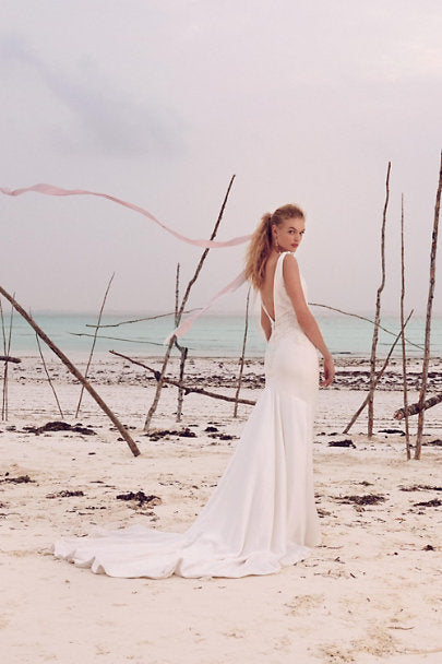 BHLDN Oceana Gown Whispers Echoes – Nearly Newlywed