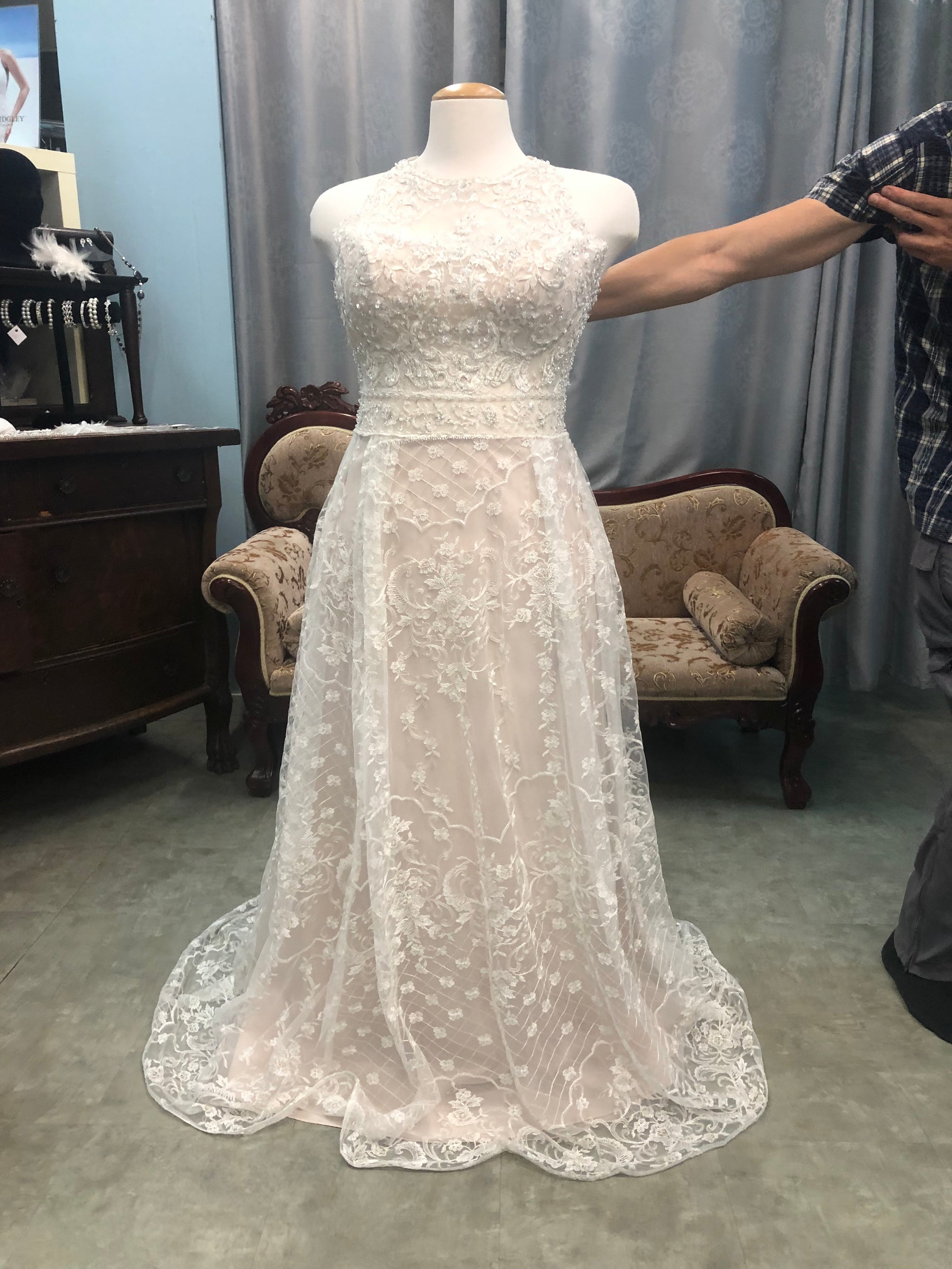 Bonny Halter – Nearly Newlywed