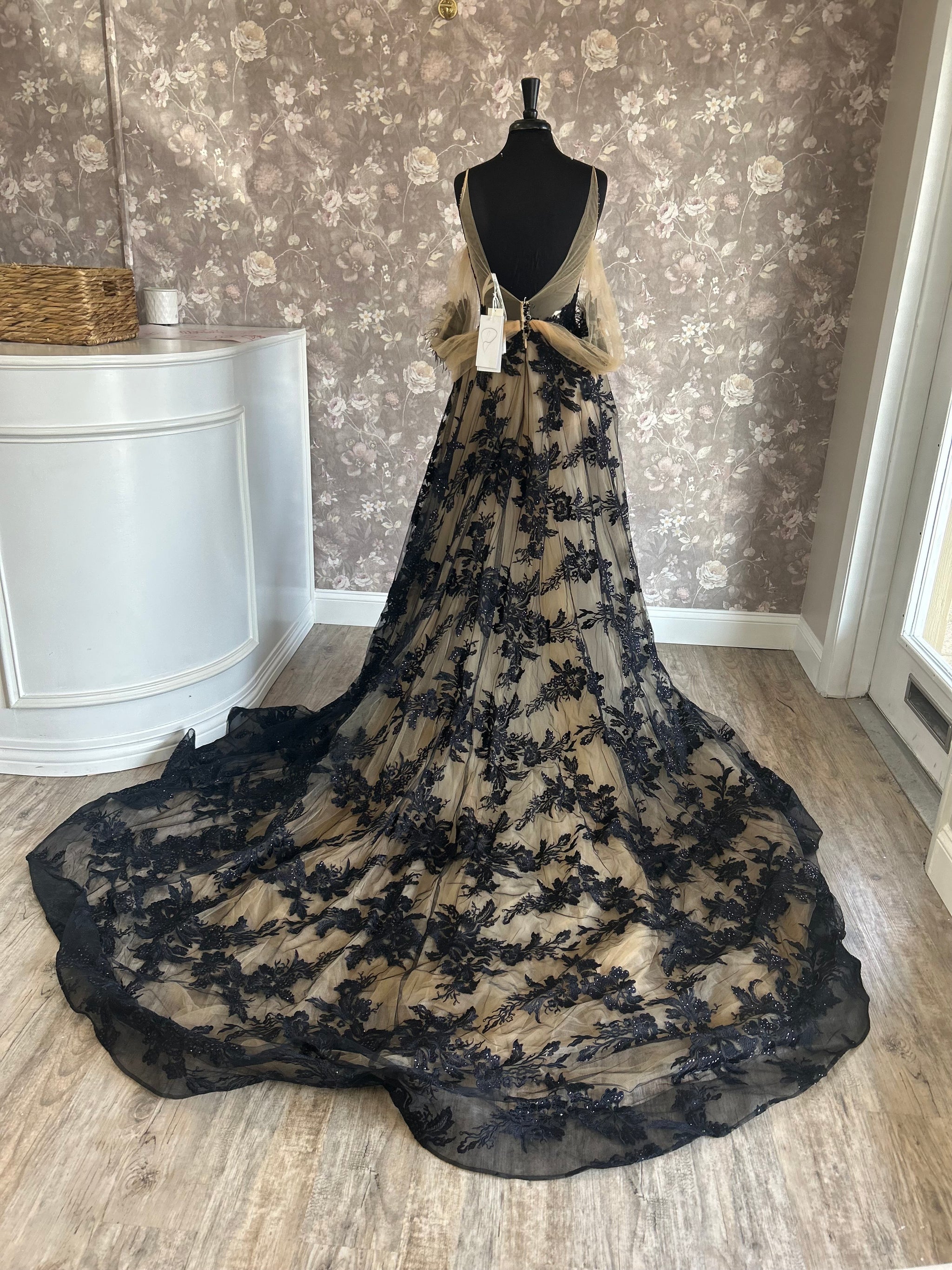 Calla Blanche 120210 Blair Nearly Newlywed Calla Blanche 120210 Blair Nearly Newlywed