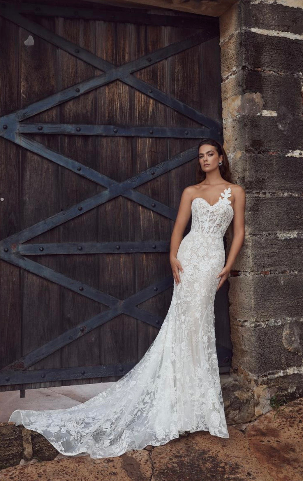 New, Used, & Sample Wedding Dresses - Nearly Newlywed New, Used, & Sample Wedding Dresses - Nearly Newlywed