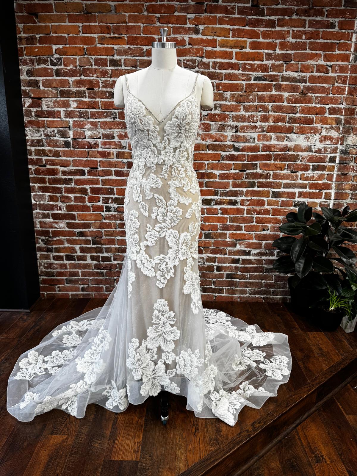 Calla Blanche Hazel – Nearly Newlywed