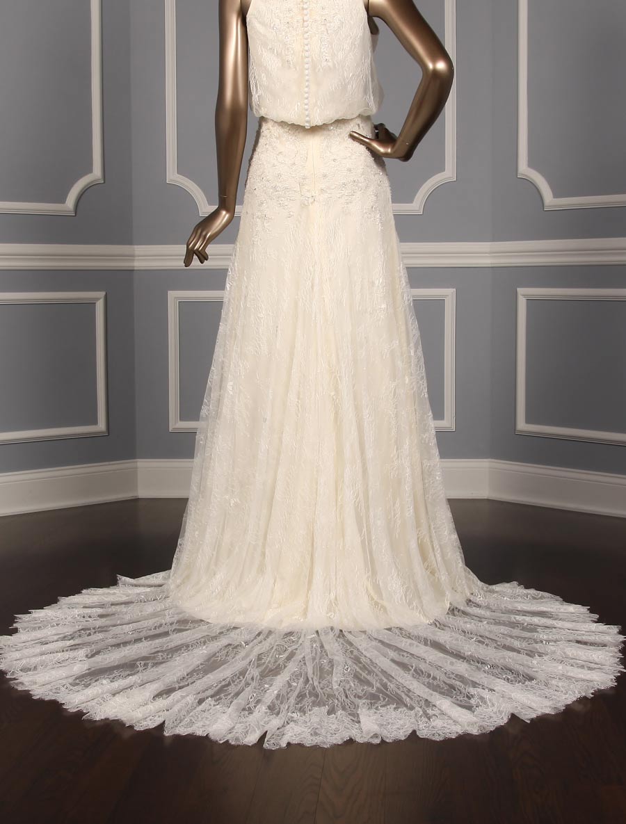 carmen marc valvo dresses cream lace dress CARMEN MARC VALVO Dress Size 10 White/Cream Lace Sleeveless