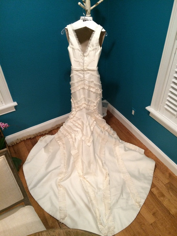 Carolina Herrera Virginia Woolf – Nearly Newlywed