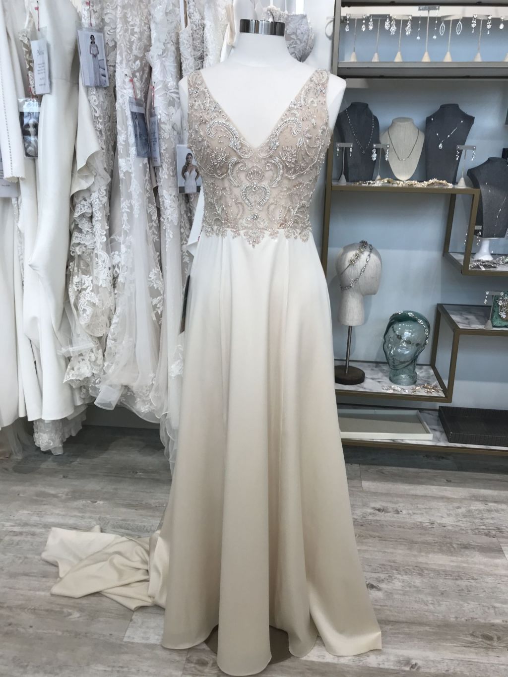Casablanca Rosa 2344 – Nearly Newlywed